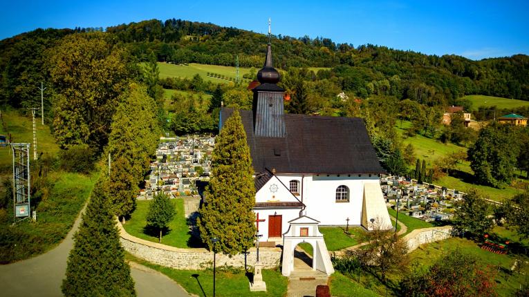 Zdroj: Archiv obce Rybí - Kostel Nalezení svatého Kříže v obci Rybí