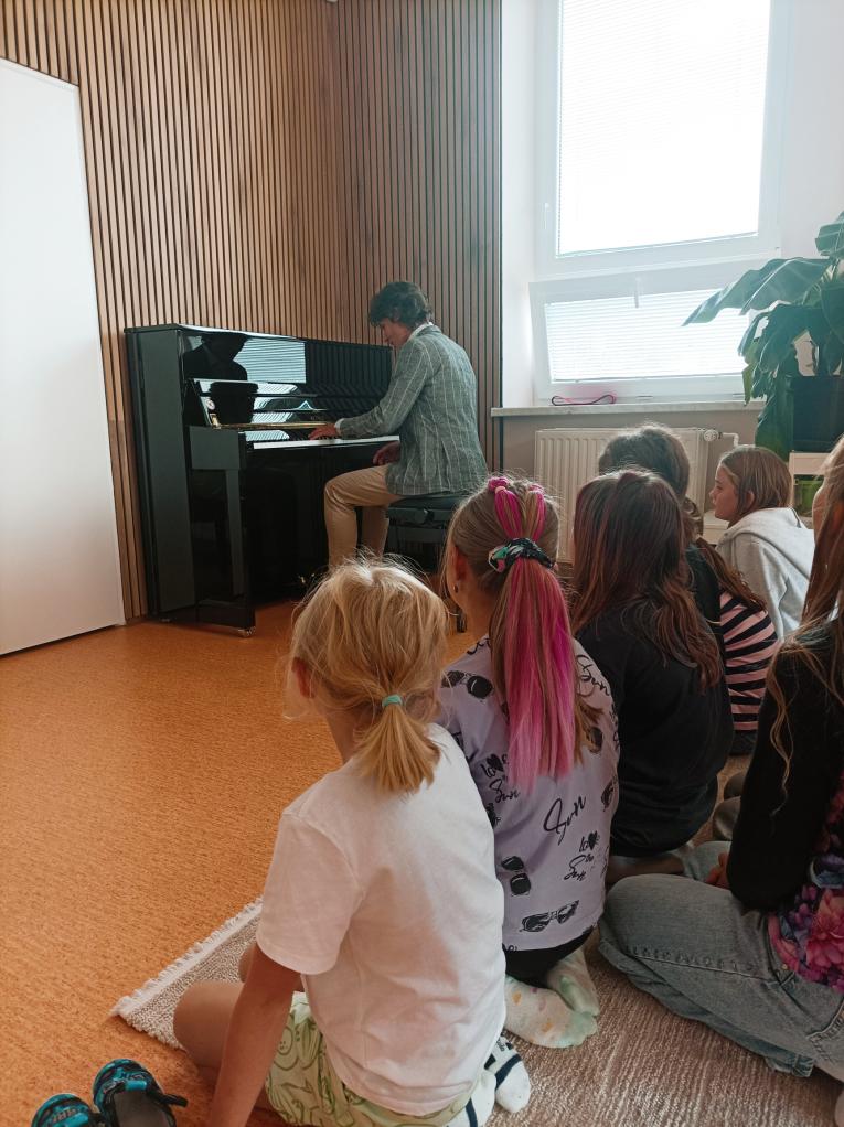 Pianino